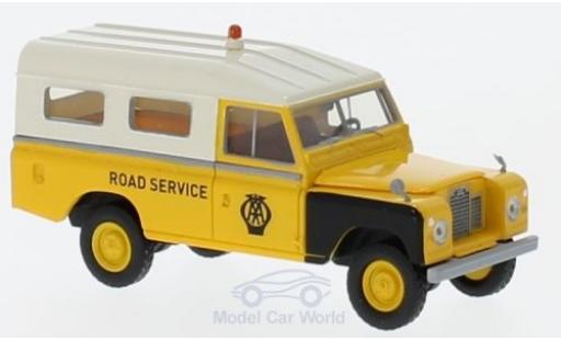 Modellautos Land Rover 109 1/18 Brekina AA Road Service Land Rover 109 1/18 Brekina AA Road Service modellautos