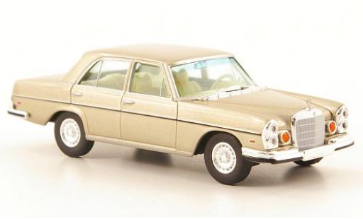 Modellautos Mercedes 280 1/87 Brekina SE 4.5 (W108) gold US-Version Mercedes 280 1/87 Brekina SE 4.5 (W108) gold US-Version modellautos