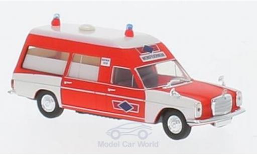 Modellautos Mercedes /8 1/87 Brekina KTW Werkfeuerwehr Phoenix Mercedes /8 1/87 Brekina KTW Werkfeuerwehr Phoenix modellautos