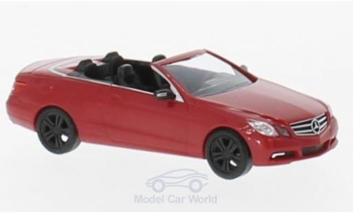 Mercedes Classe E 1/87 Busch Cabriolet Sport (A 207) rot 2010 modellautos