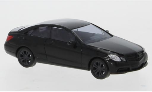 Mercedes Classe E 1/87 Busch Coupe (C207) schwarz 2009 Black Edition modellautos