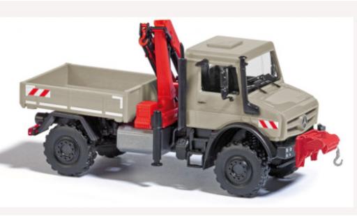 Modellautos Mercedes Unimog 1/87 Busch U 5023 grau 2014 mit Kran und Seilwinde Mercedes Unimog 1/87 Busch U 5023 grau 2014 mit Kran und Seilwinde modellautos