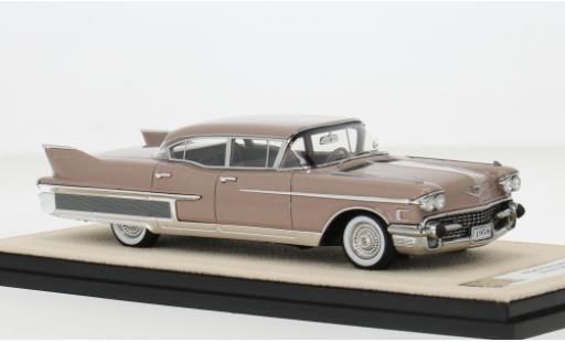 Cadillac Fleetwood 1/43 Stamp Models Sixty Special rosa 1958 1:43 modellautos