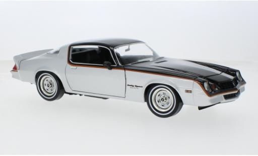Modellautos Chevrolet Camaro 1/18 Greenlight silber 1:18 Chevrolet Camaro 1/18 Greenlight silber 1:18 modellautos