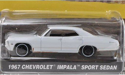 Chevrolet Impala Sedan 1/64 Greenlight Sport weiss 1967 modellautos
