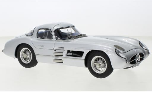 Mercedes 300 1/18 CMC SLR Uhlenhaut Coupe 1955 modellautos