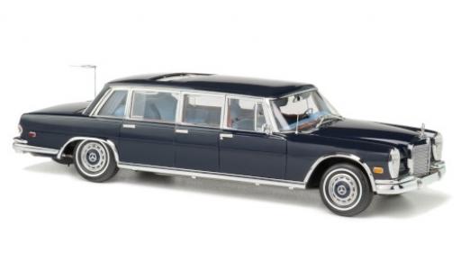 Modellautos Mercedes 600 1/18 CMC Pullman (W100) blau King of Rock n Roll Mercedes 600 1/18 CMC Pullman (W100) blau King of Rock n Roll modellautos