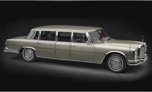 Modellautos Mercedes 600 1/18 CMC Pullman (W100) gold avec toit ouvrant Mercedes 600 1/18 CMC Pullman (W100) gold avec toit ouvrant modellautos