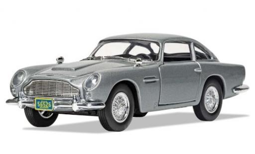 Modellautos Aston Martin DB5 1/36 Corgi silber James Bond 007 Casino Royale Aston Martin DB5 1/36 Corgi silber James Bond 007 Casino Royale modellautos