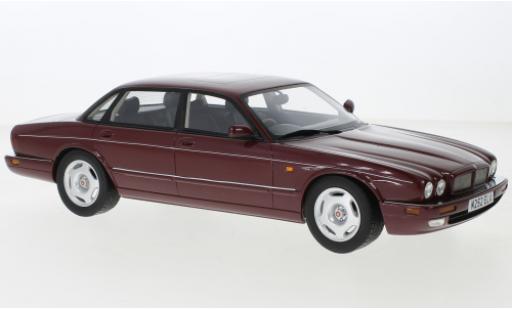 Modellautos Jaguar XJ 1/18 Cult Scale Models R (X300) metallise rot RHD 1995 Jaguar XJ 1/18 Cult Scale Models R (X300) metallise rot RHD 1995 modellautos