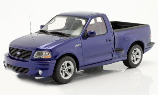 Ford F-1 1/18 DNA Collectibles 50 SVT Lightning blau 2003 modellautos