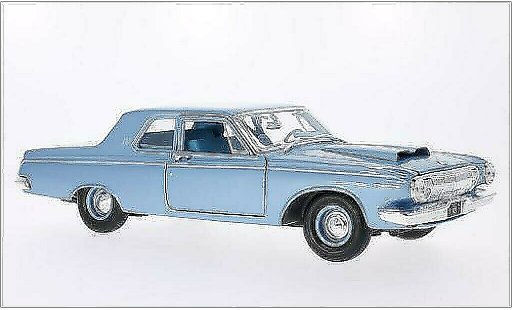 Dodge 330 Berline 1/18 Maisto mettalic blau 1963 modellautos