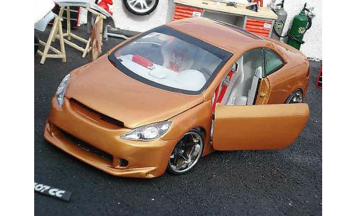 Peugeot 307 CC 1/18 Solido orange modellautos