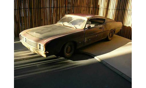 Ford Torino Talladega 1/18 Maisto gangsta car modellautos
