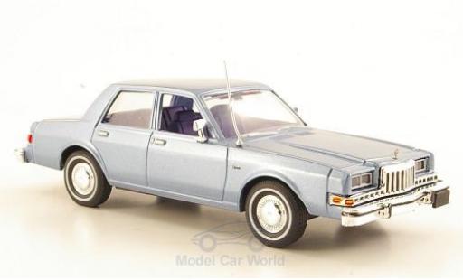 Modellautos Dodge Diplomat 1/43 First Response mettalic blau 1985 mit reichhaltigem Zubehör Dodge Diplomat 1/43 First Response mettalic blau 1985 mit reichhaltigem Zubehör modellautos