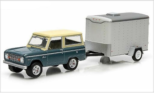Ford Bronco Wagon 1/64 Greenlight mit 1-Achs-Kastenhanger 1967 modellautos