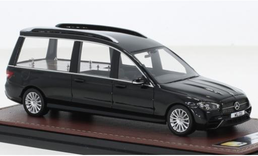 Mercedes CLA 1/43 GLM E- Class Wilcox Hearse noire 2022 modellautos