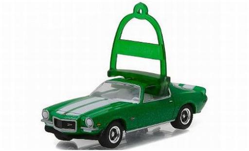 Modellautos Chevrolet Camaro 1/64 Greenlight Z28 mettalic grün/Dekor 1970 vacances Ornaments Series 1 sans Vitrine Chevrolet Camaro 1/64 Greenlight Z28 mettalic grün/Dekor 1970 vacances Ornaments Series 1 sans Vitrine modellautos