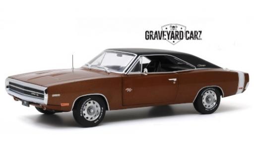 Modellautos Dodge Charger 1/18 Greenlight R/T mettalic braun/matt-schwarz Graveyard Carz 1970 Dodge Charger 1/18 Greenlight R/T mettalic braun/matt-schwarz Graveyard Carz 1970 modellautos
