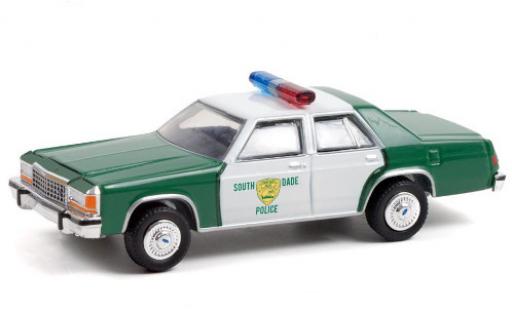 Modellautos Ford LTD 1/64 Greenlight Victoria Crown 1983 Ace Ventura Ford LTD 1/64 Greenlight Victoria Crown 1983 Ace Ventura modellautos