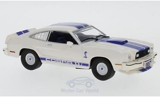 Modellautos Ford Mustang 1/43 Greenlight II Cobra II beige/blau Charlies Angels 1976 Ford Mustang 1/43 Greenlight II Cobra II beige/blau Charlies Angels 1976 modellautos