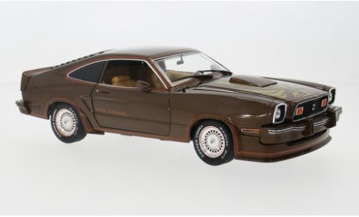 Modellautos Ford Mustang 1/18 Greenlight II King Cobra braun/orange 1978 1:18 Ford Mustang 1/18 Greenlight II King Cobra braun/orange 1978 1:18 modellautos