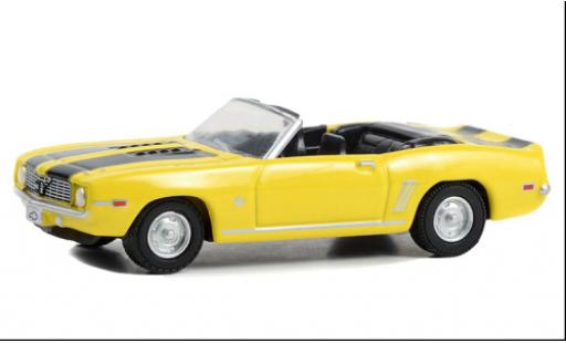 Modellautos Chevrolet Camaro 1/64 Greenlight SS Cabrio gelb/schwarz 1969 Chevrolet Camaro 1/64 Greenlight SS Cabrio gelb/schwarz 1969 modellautos