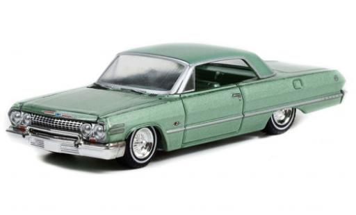 Modellautos Chevrolet Impala 1/64 Greenlight Lowrider metallise grün 1963 Chevrolet Impala 1/64 Greenlight Lowrider metallise grün 1963 modellautos