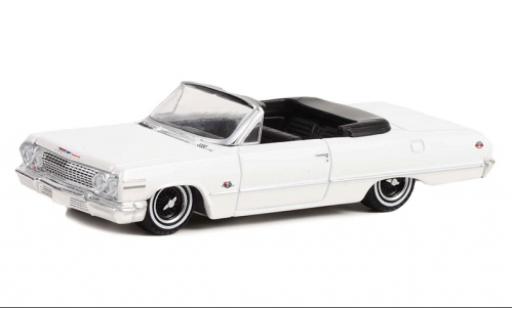 Modellautos Chevrolet Impala 1/64 Greenlight SS Cabrio weiss 1963 Chevrolet Impala 1/64 Greenlight SS Cabrio weiss 1963 modellautos