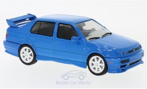Modellautos Volkswagen Jetta 1/43 Greenlight A3 blau 1995 Volkswagen Jetta 1/43 Greenlight A3 blau 1995 modellautos