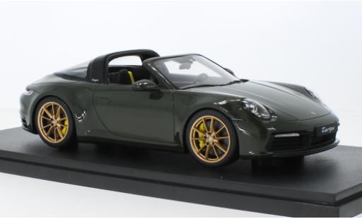 Modellautos Porsche 992 Targa 1/18 GT Spirit 911  4S oliv 2020 Porsche 992 Targa 1/18 GT Spirit 911  4S oliv 2020 modellautos