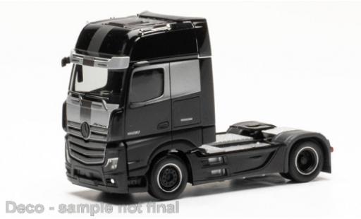 Mercedes Actros 1/87 Herpa Gigaspace Edition 3 matte noir modellautos