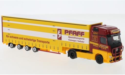 Mercedes Actros 1/87 Herpa Gigaspace Pfaff Volumen-Sattelzug Exclusive Series modellautos