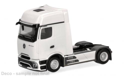 Modellautos Mercedes Actros 1/87 Herpa L Gigaspace weiss 1:87 Mercedes Actros 1/87 Herpa L Gigaspace weiss 1:87 modellautos