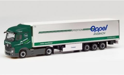 Mercedes Actros 1/87 Herpa StreamSpace 2.5 Oppel Ansbach Tracteur Case modellautos