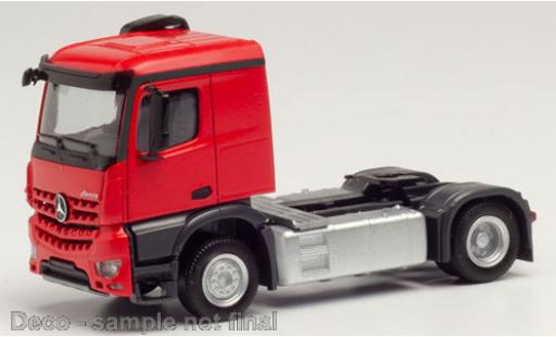 Modellautos Mercedes CLA 1/87 Herpa Arocs Classic rot Mercedes CLA 1/87 Herpa Arocs Classic rot modellautos