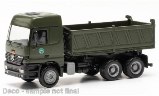 Mercedes Actros 1/87 Herpa Military L MP 1 Bundeswehr / Auslandseinsatz modellautos