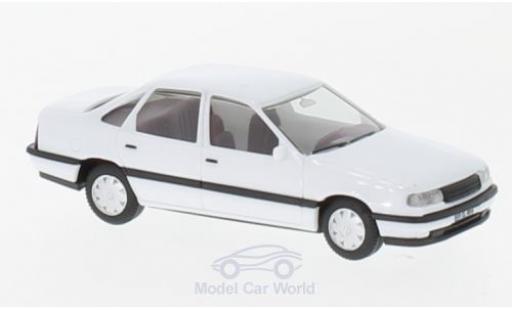 Opel Vectra 1/87 Herpa A weiss H-Edition mit Kennzeichenbedruckung modellautos
