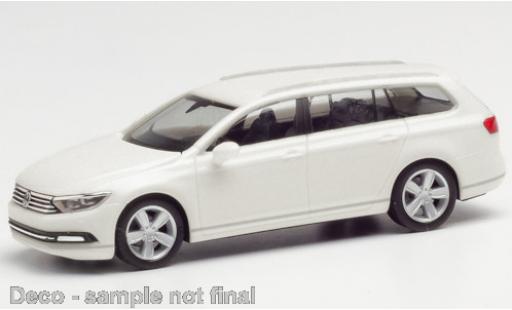 Modellautos Volkswagen Passat 1/87 Herpa Variant mettalic weiss Volkswagen Passat 1/87 Herpa Variant mettalic weiss modellautos