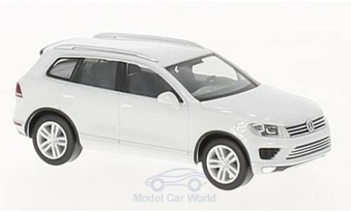 Volkswagen Touareg 1/87 Herpa weiss modellautos
