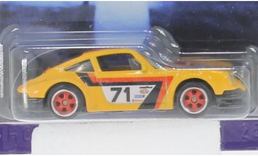 Modellautos Porsche 911 1/64 Hot Wheels Premium gelb 1971 1:64 Porsche 911 1/64 Hot Wheels Premium gelb 1971 1:64 modellautos