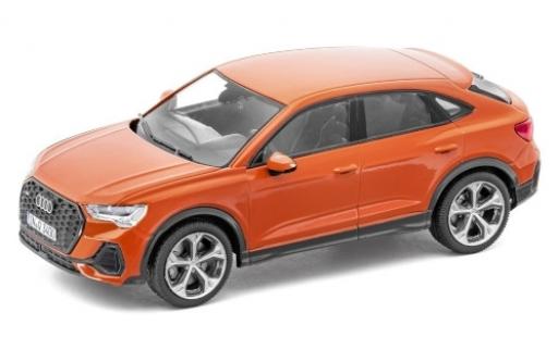 Modellautos Audi Q3 1/43 iScale Sportback (F3) mettalic orange 2020 Audi Q3 1/43 iScale Sportback (F3) mettalic orange 2020 modellautos