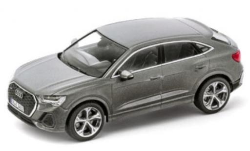 Modellautos Audi Q3 1/43 iScale Sportback (F3) mettalic grau 2020 Audi Q3 1/43 iScale Sportback (F3) mettalic grau 2020 modellautos