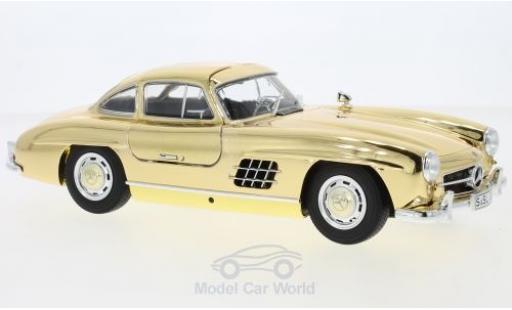 Modellautos Mercedes 300 SL 1/18 Minichamps SL (W198) gold 1954 Mercedes 300 SL 1/18 Minichamps SL (W198) gold 1954 modellautos