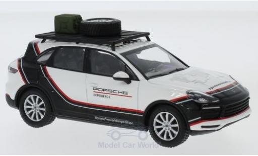 Modellautos Porsche Cayenne S 1/43 Minichamps weiss/schwarz 2018 World Expedition Porsche Cayenne S 1/43 Minichamps weiss/schwarz 2018 World Expedition modellautos