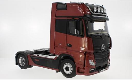 Modellautos Mercedes Actros 1/18 NZG GigaSpace 4x2 FH25 mettalic rot Mercedes Actros 1/18 NZG GigaSpace 4x2 FH25 mettalic rot modellautos