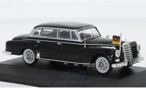Modellautos Mercedes 300 1/43 Pct d (W189) schwarz 1957 Mercedes 300 1/43 Pct d (W189) schwarz 1957 modellautos