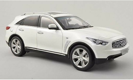 Infiniti FX50 Base 1/18 Paudi weiss 2011 modellautos