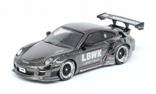 Modellautos Porsche 997 1/64 INNO64 911 () Liberty Walk chrom LBWK Auto Salon Diorama mit 3 Figuren Porsche 997 1/64 INNO64 911 () Liberty Walk chrom LBWK Auto Salon Diorama mit 3 Figuren modellautos