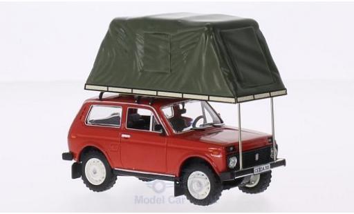 Modellautos Lada Niva 1/18 IST Models mettalic rot 1981 mit Zeltaufbau auf Dach Lada Niva 1/18 IST Models mettalic rot 1981 mit Zeltaufbau auf Dach modellautos